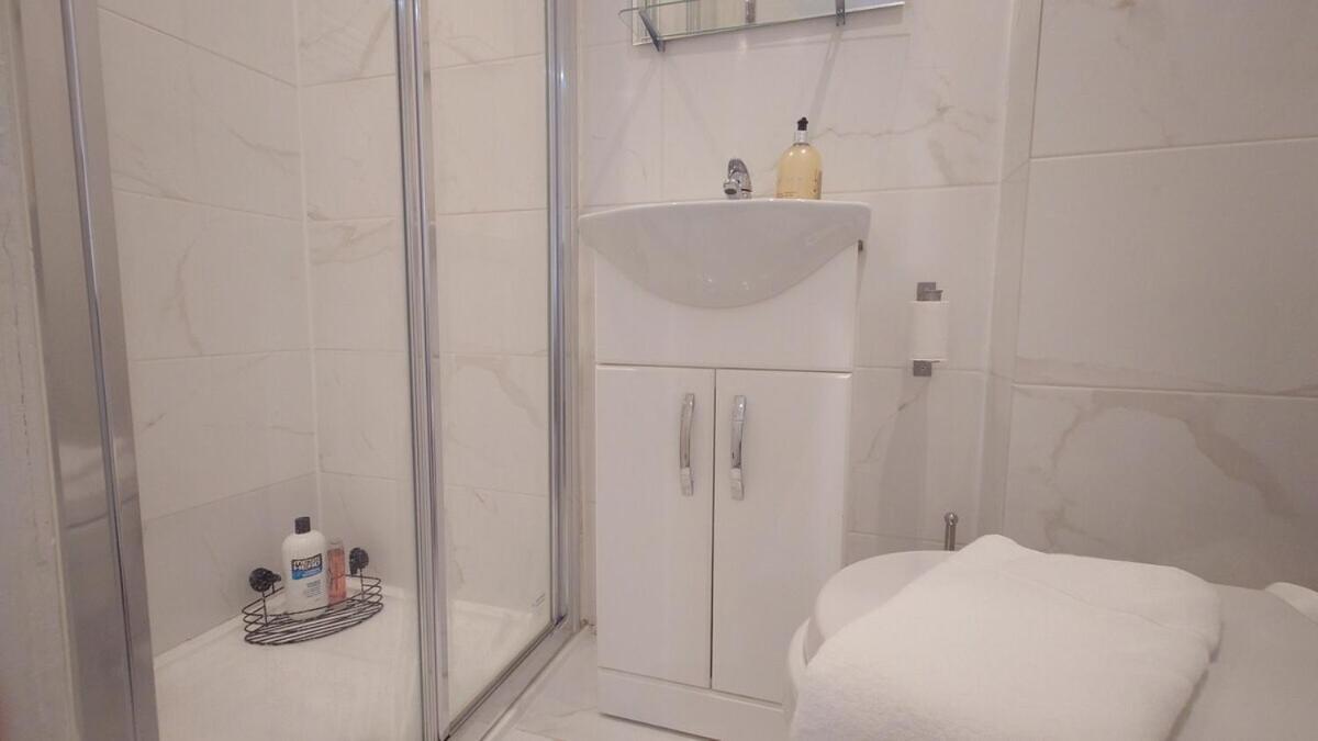 Comfort Camden Studio Apartments London Phòng bức ảnh