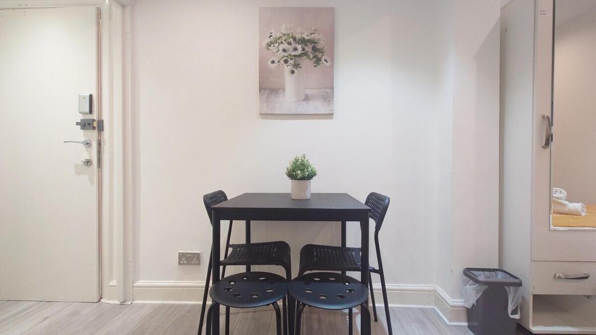 Comfort Camden Studio Apartments London Phòng bức ảnh